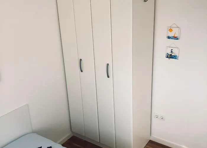 Lea Lägenhet *